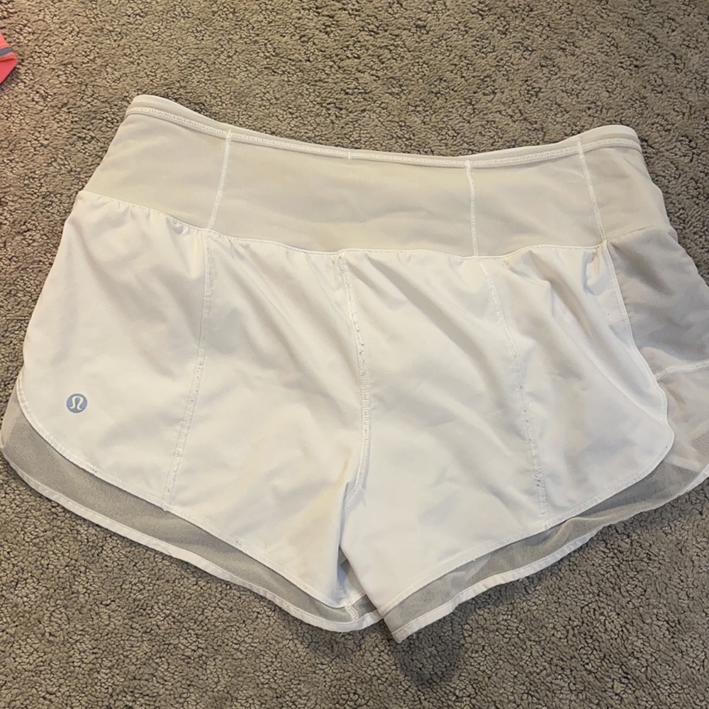 White mesh lululemon shorts! - Picture 3 of 3